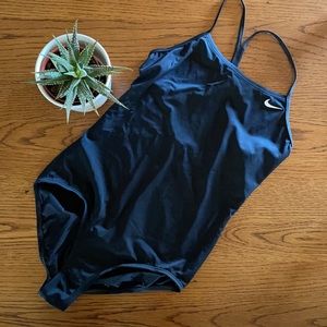 Nike one piece training swimsuit kids XL